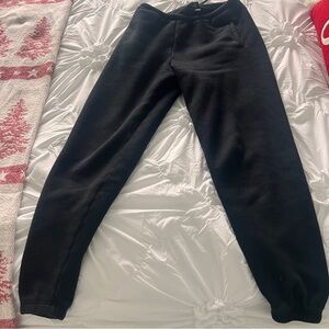 SKIMS - Black Sweatpants